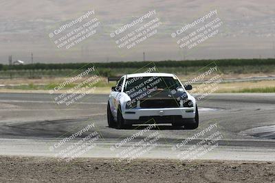 media/Jun-01-2024-CalClub SCCA (Sat) [[0aa0dc4a91]]/Group 2/Race/